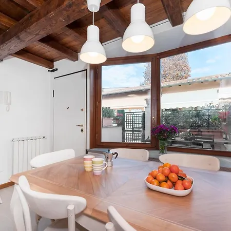 Appartamento Charming Patio House In San Lorenzo