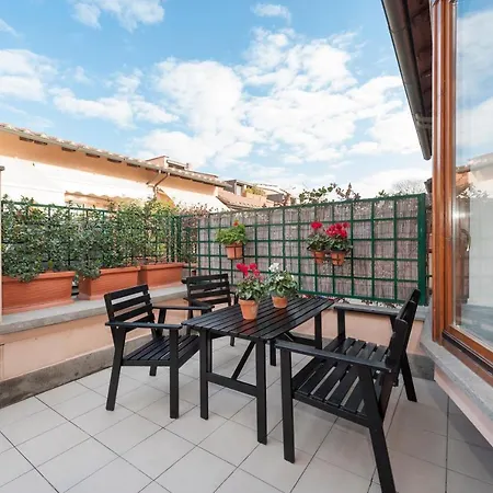 Appartamento Charming Patio House In San Lorenzo