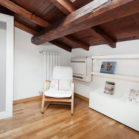 Appartamento Charming Patio House In San Lorenzo